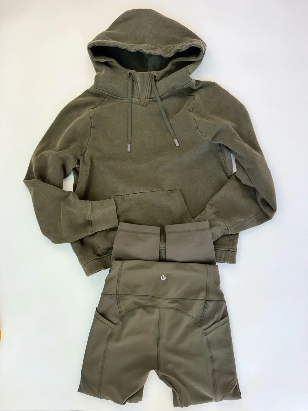 Lululemon Hoodie & All The Right Places Crop II Leggings Set sz 4